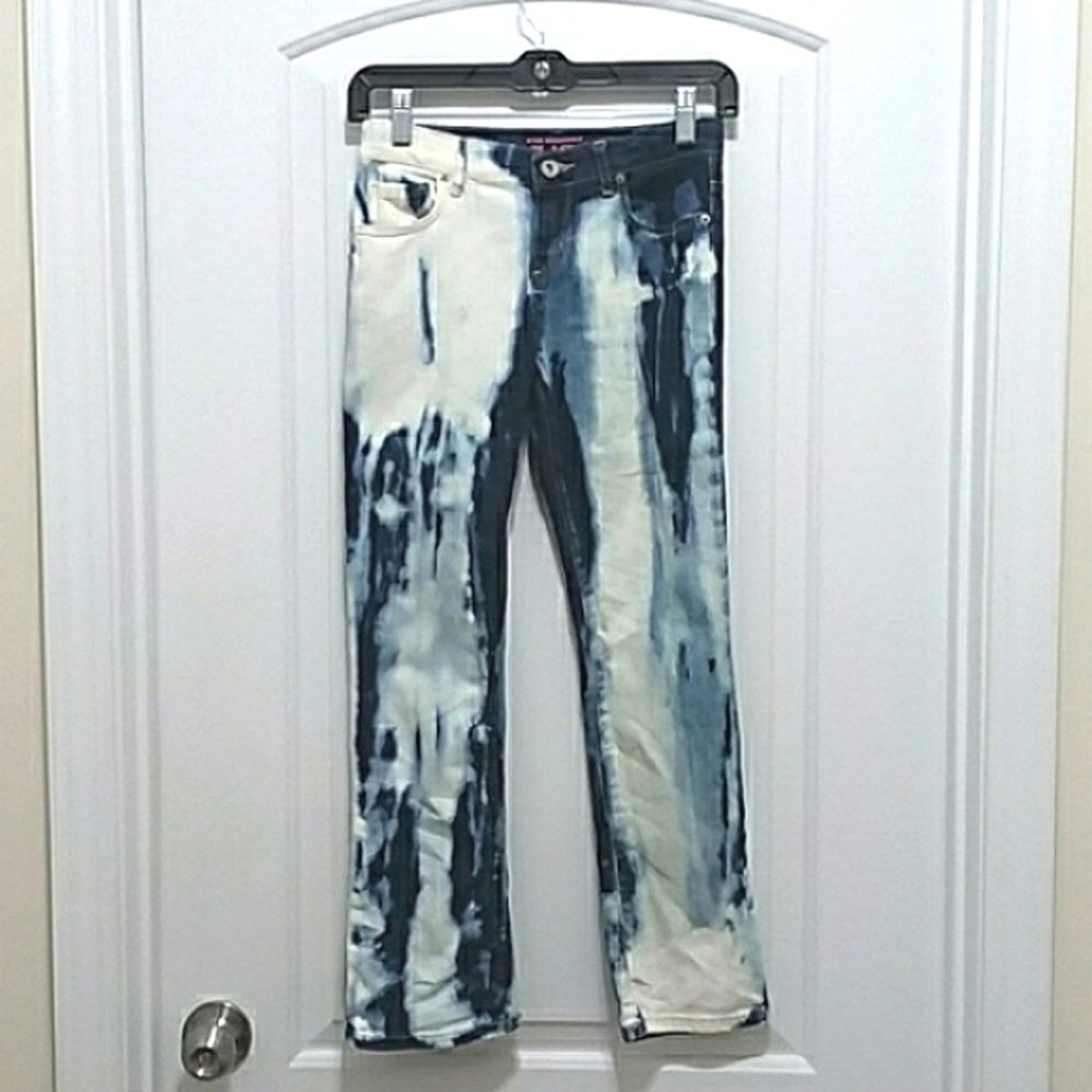 Upcycled Bleached Kid Jeans